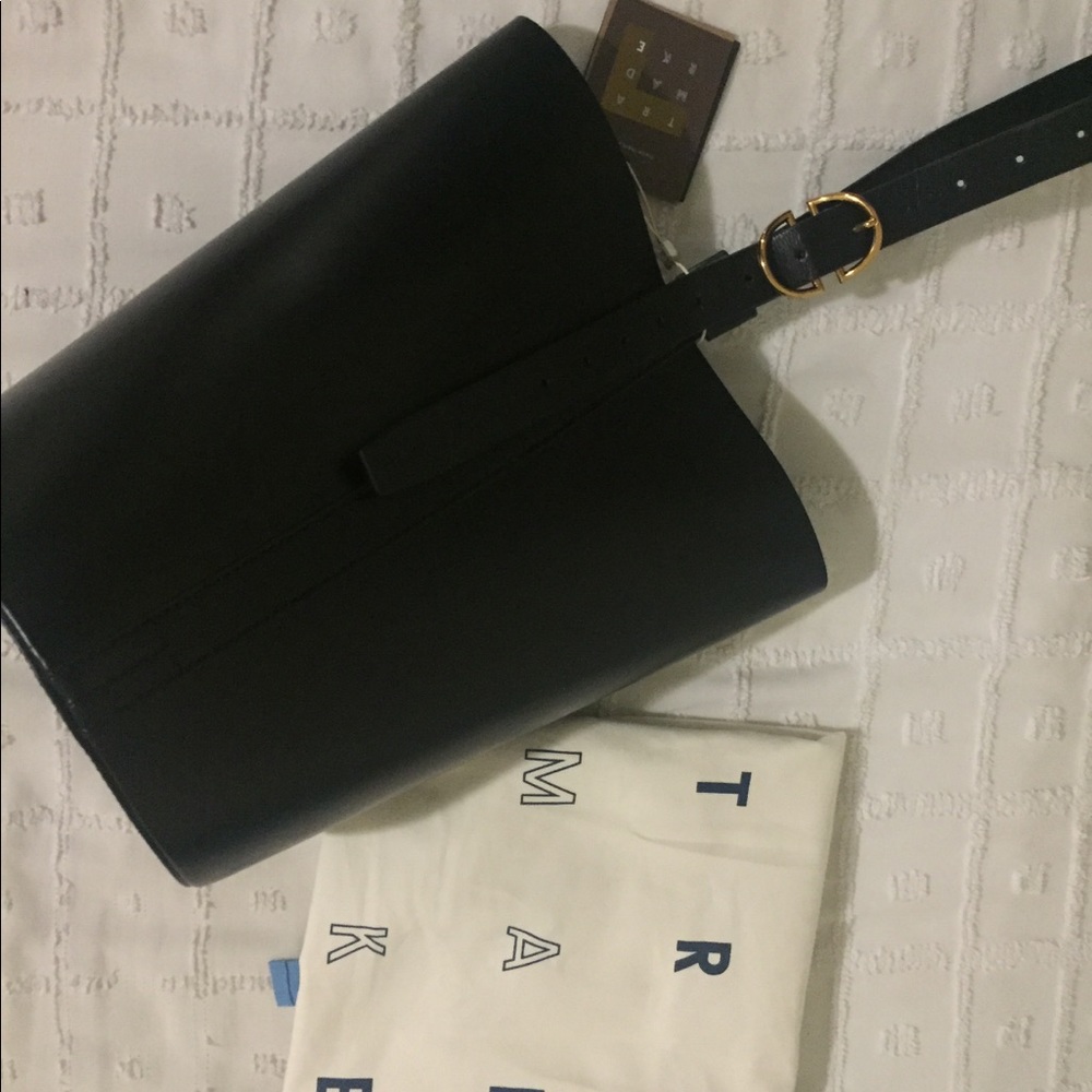 Trademark Bucket bag